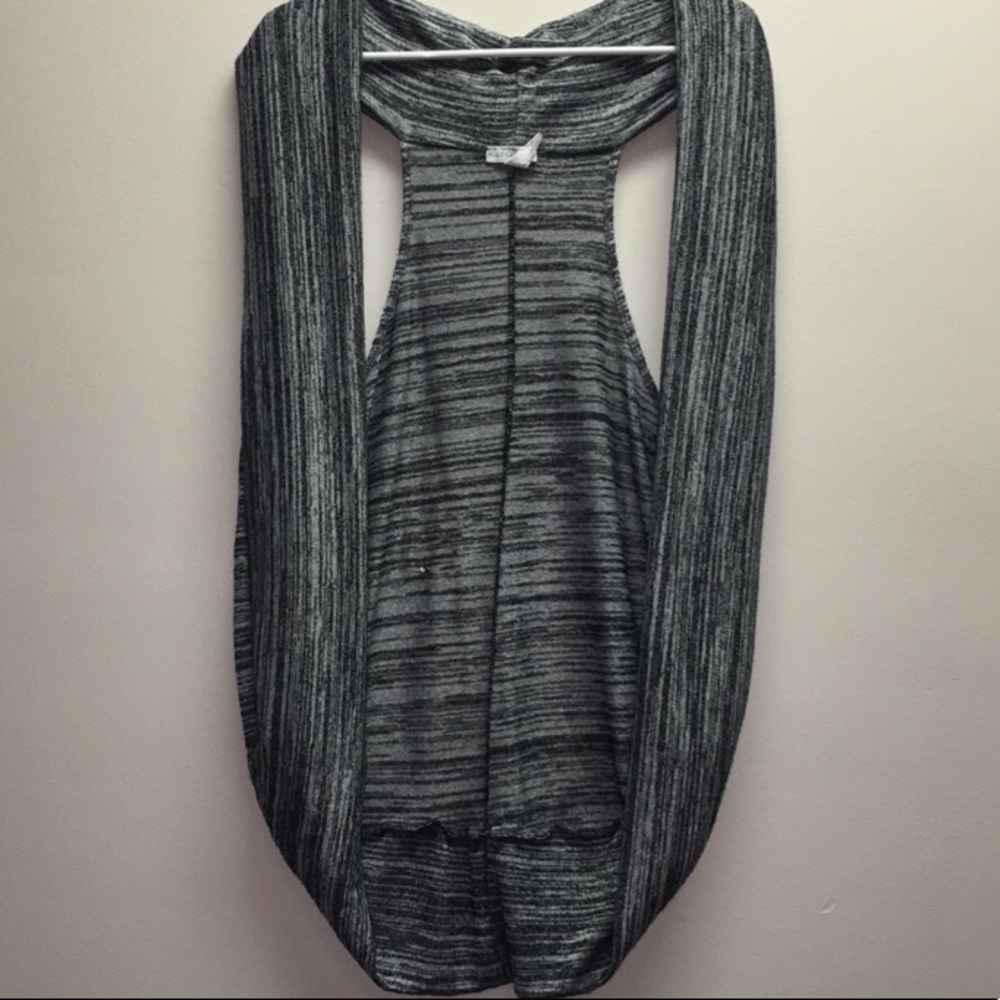 Body Central Top….Medium…Great Preowned Condition